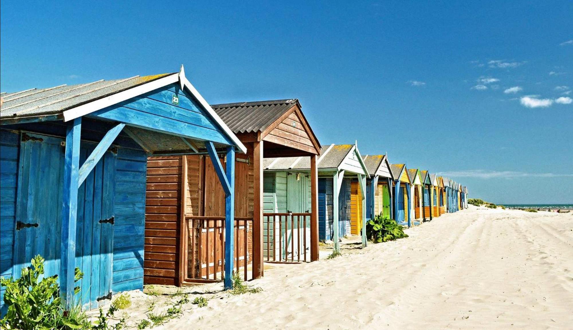 Absolute Beachfront With Decked Garden Oasis And Views Bognor Regis Zewnętrze zdjęcie