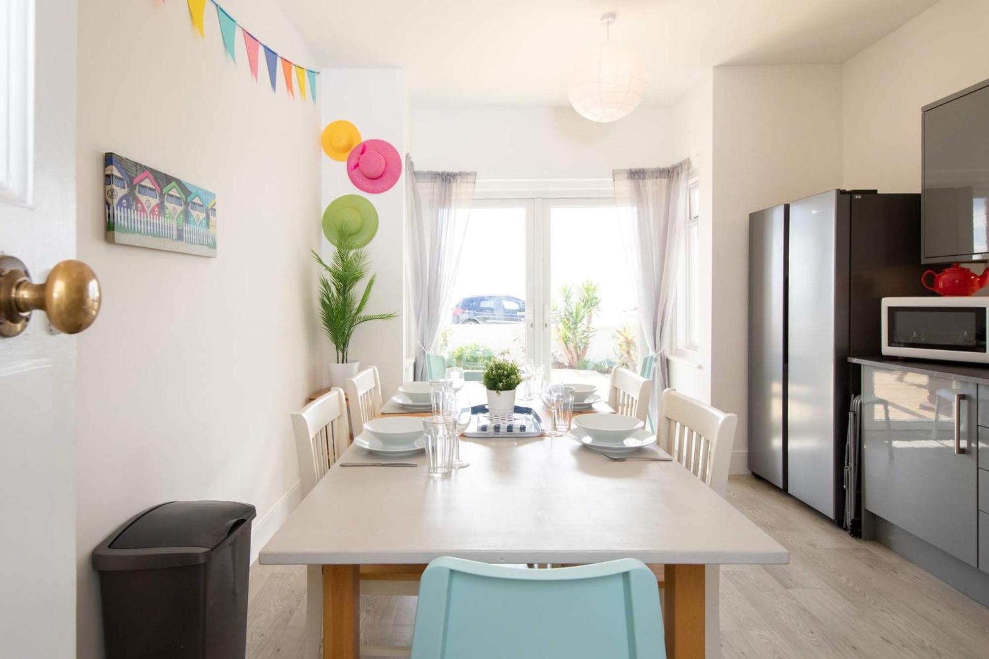 Absolute Beachfront With Decked Garden Oasis And Views Bognor Regis Zewnętrze zdjęcie